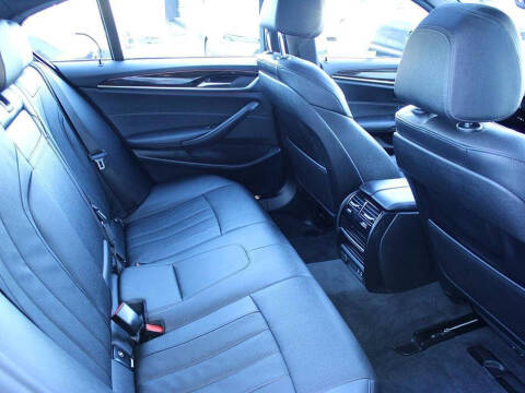 2022 BMW 5 Series 530i