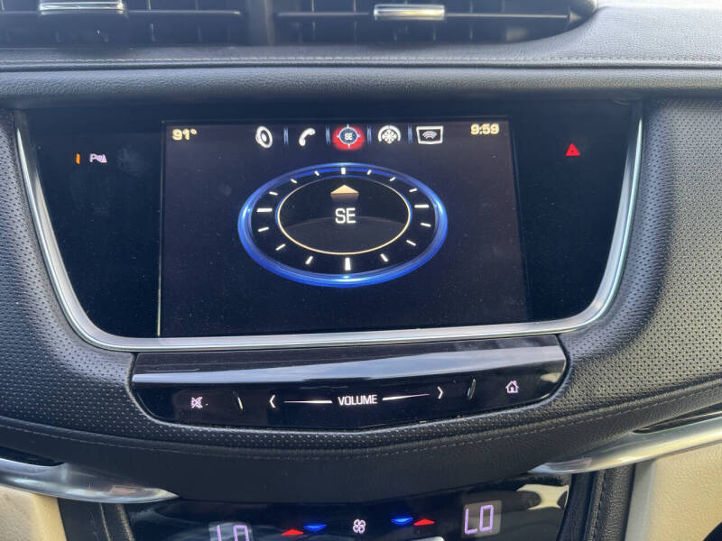 2017 Cadillac XT5