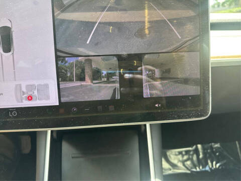 2020 Tesla Model 3 Standard Range