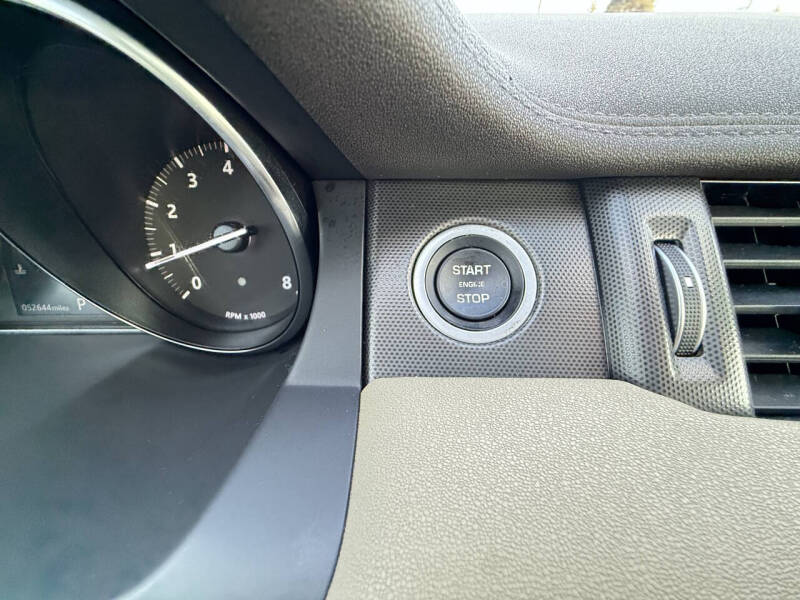 2019 Land Rover Range Rover Evoque SE Premium