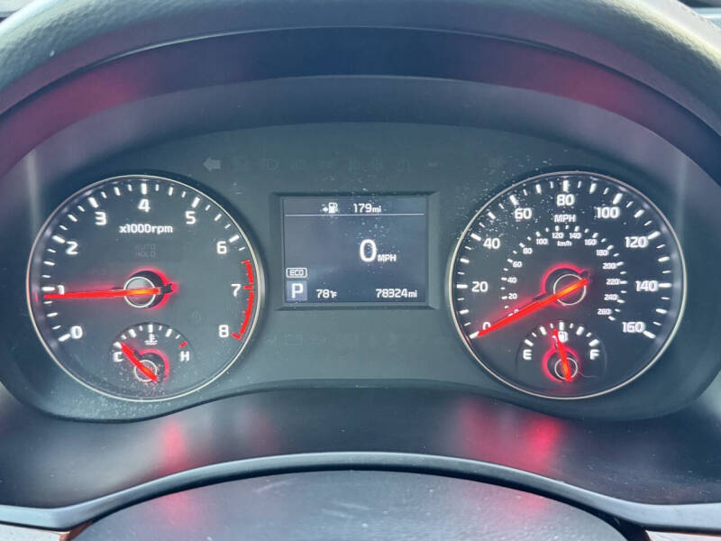 2017 Kia Cadenza Premium