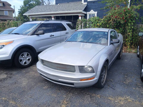 2007 Ford Mustang V6 Deluxe