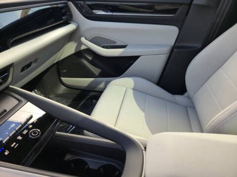 2025 Porsche Macan 4 Electric