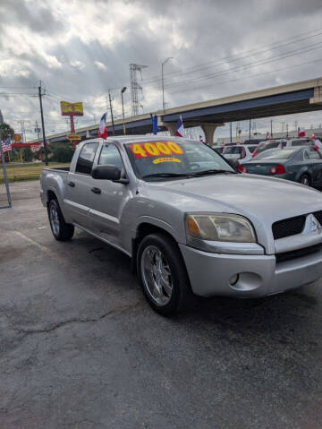 2006 Mitsubishi Raider XLS