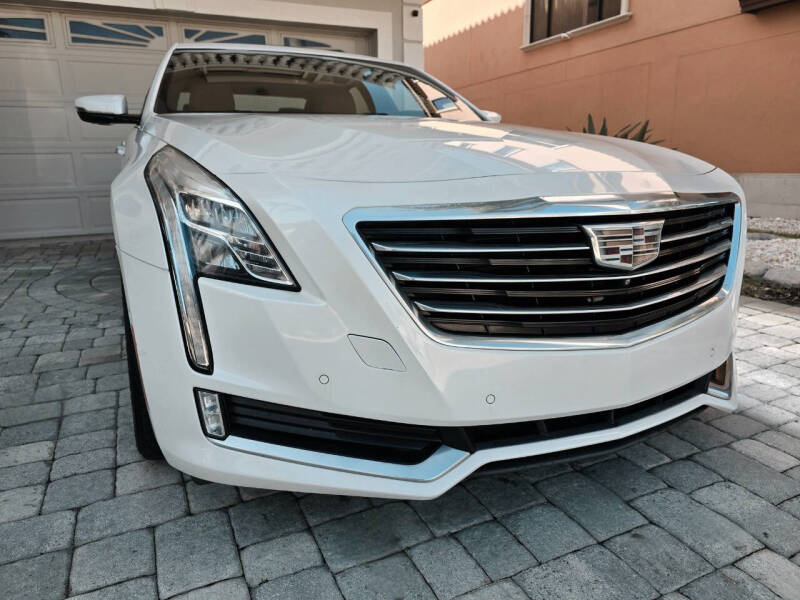 2017 Cadillac CT6 Plug-In Hybrid 2.0T