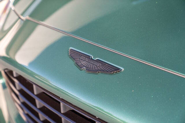 2022 Aston Martin DBX 45