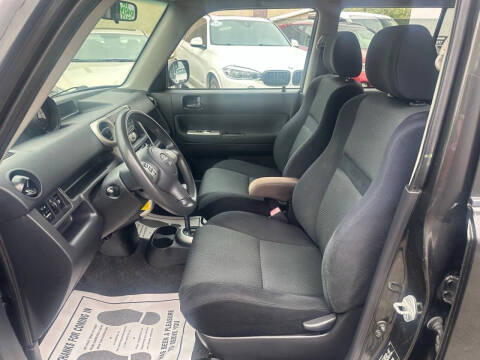 2006 Scion xB