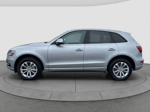 2016 Audi Q5 2.0T quattro Premium Plus