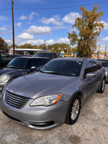 2014 Chrysler 200 for sale at Sparta Auto Sales in Jonesboro GA