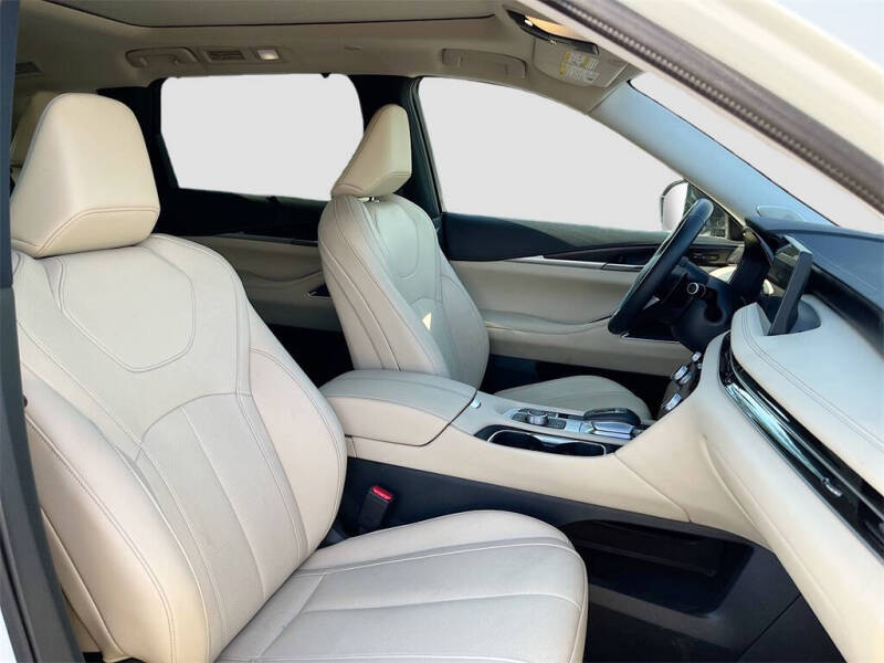 2025 Infiniti QX60 Sensory