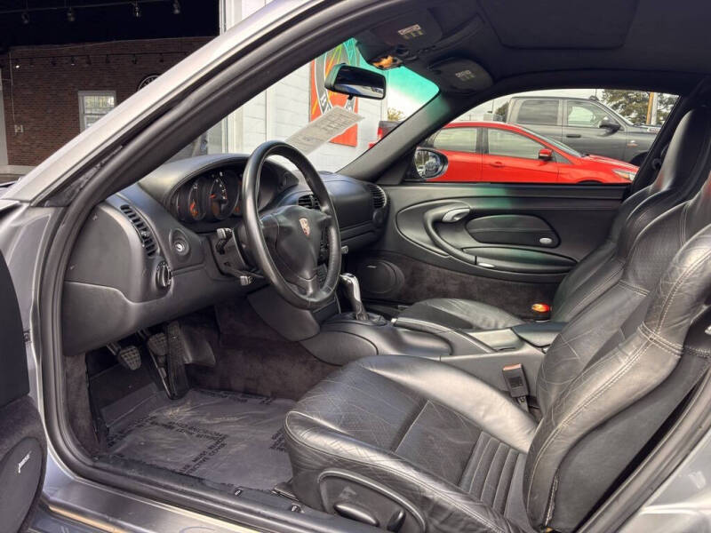 2003 Porsche 911 Carrera