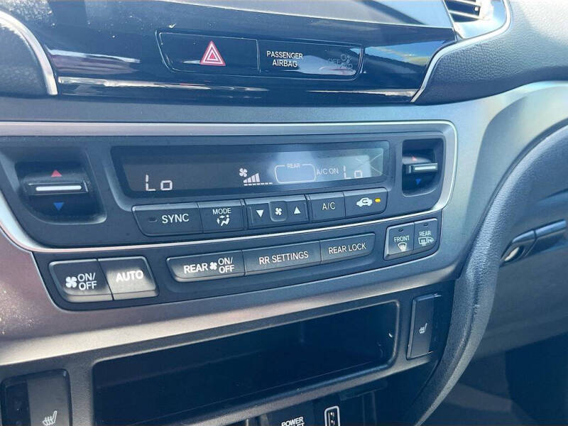 2021 Honda Pilot SE