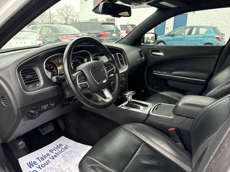 2016 Dodge Charger SXT