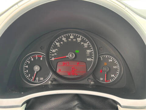 2012 Volkswagen Beetle