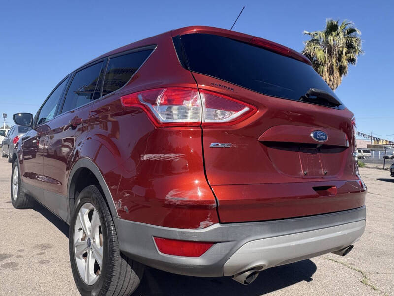 2016 Ford Escape SE