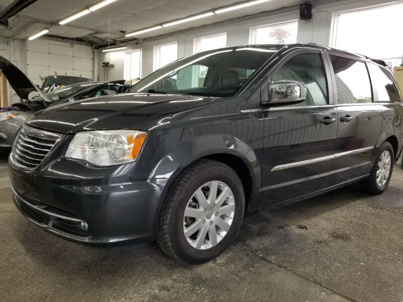 2011 Chrysler Town and Country for sale at DALE'S AUTO INC in Mount Clemens MI