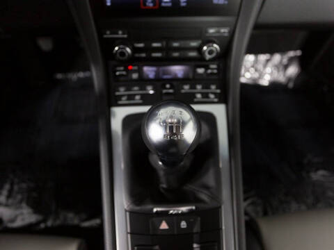 2025 Porsche 718 Cayman