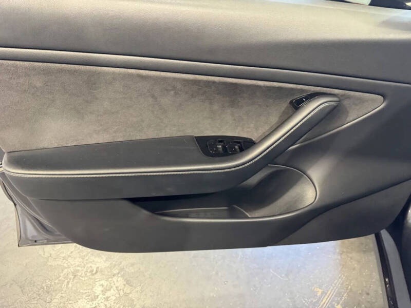 2020 Tesla Model 3 Performance