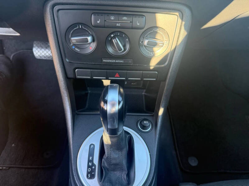 2016 Volkswagen Beetle