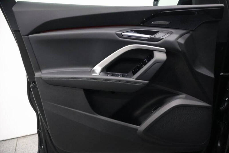 2025 Audi Q5 quattro Premium Plus TFSI