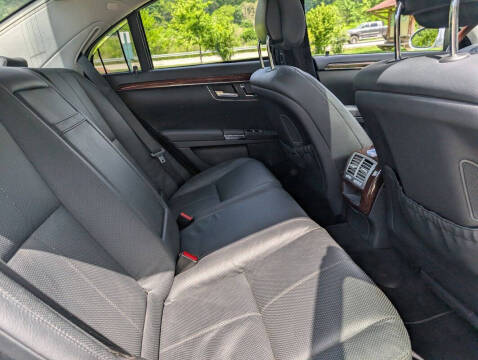 2009 Mercedes-Benz S-Class S 550 4MATIC
