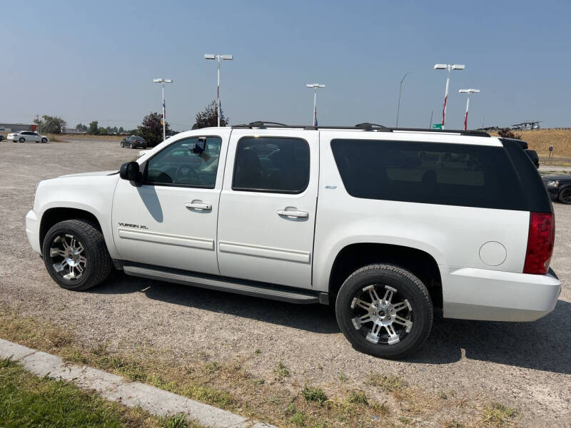 2013 GMC Yukon XL for sale at GILES & JOHNSON AUTOMART in Idaho Falls ID