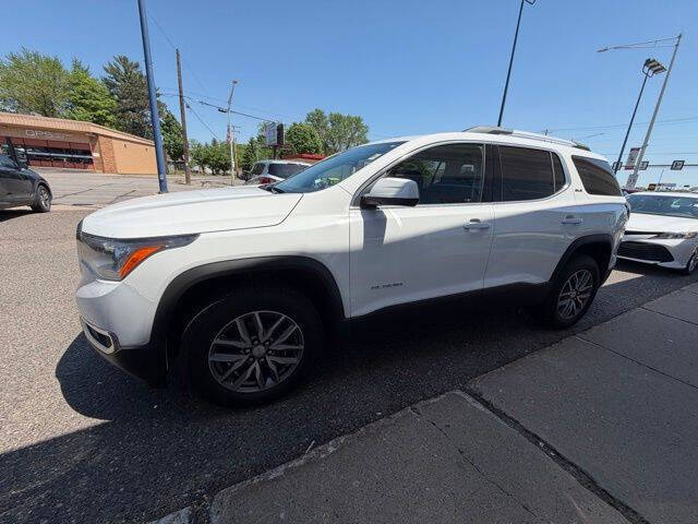 2017 GMC Acadia SLE-2