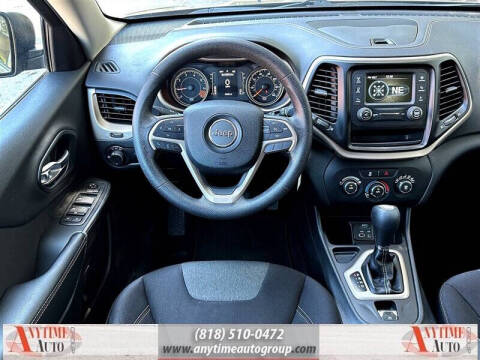 2015 Jeep Cherokee Sport