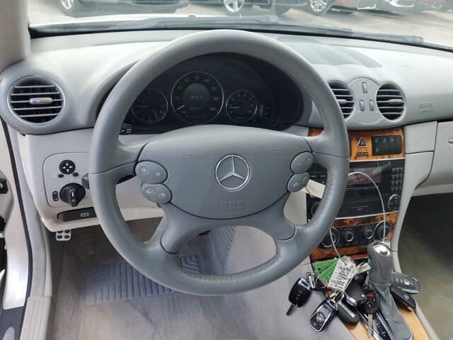 2005 Mercedes-Benz CLK CLK 320