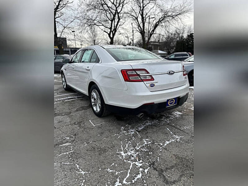 2013 Ford Taurus SEL