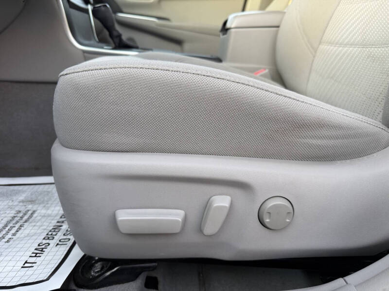 2016 Toyota Camry XSE