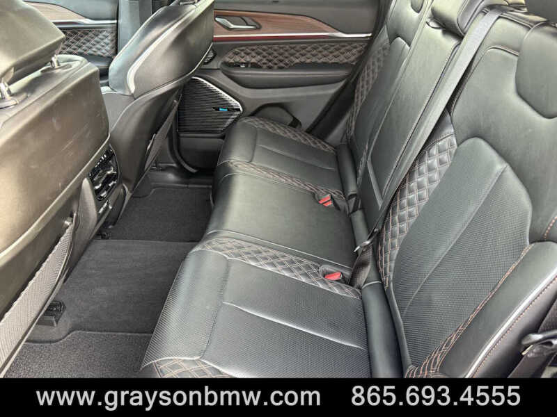 2022 Jeep Grand Cherokee