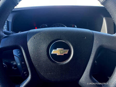 2017 Chevrolet Express 2500