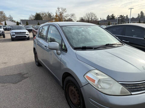 2009 Nissan Versa 1.8 S
