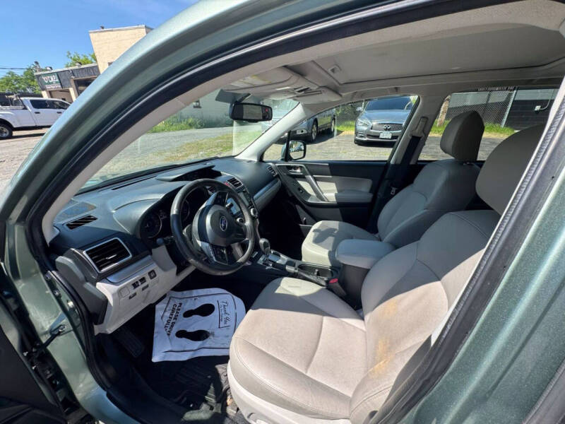 2016 Subaru Forester 2.5i Limited