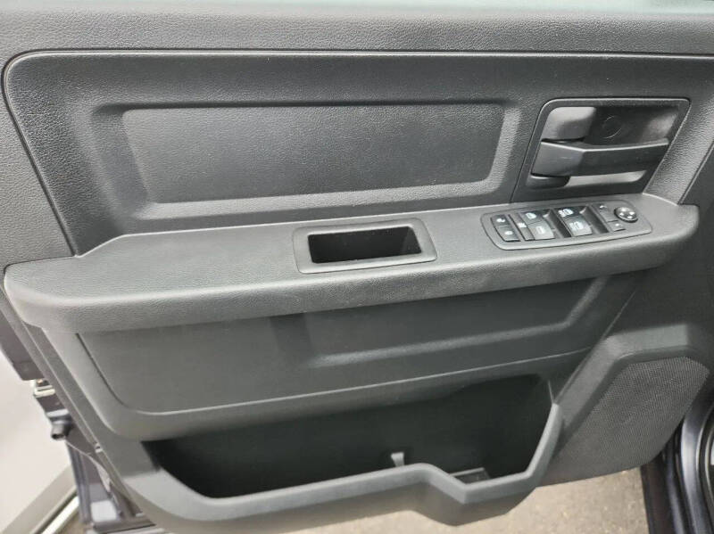 2017 RAM 1500 Express