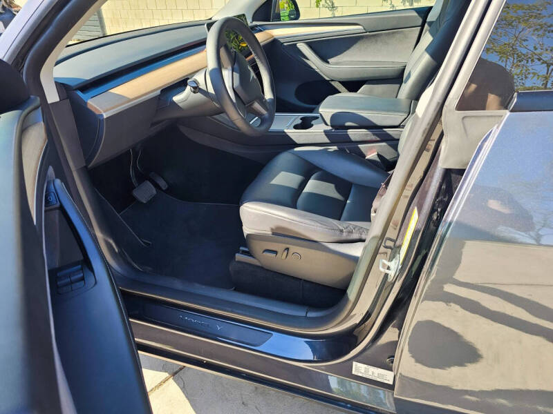 2024 Tesla Model Y Long Range
