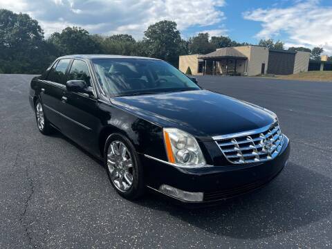 2009 Cadillac DTS for sale at Penn Detroit Automotive in New Kensington PA
