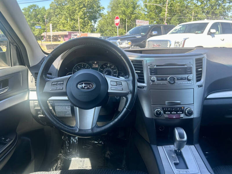 2010 Subaru Outback 2.5i Premium