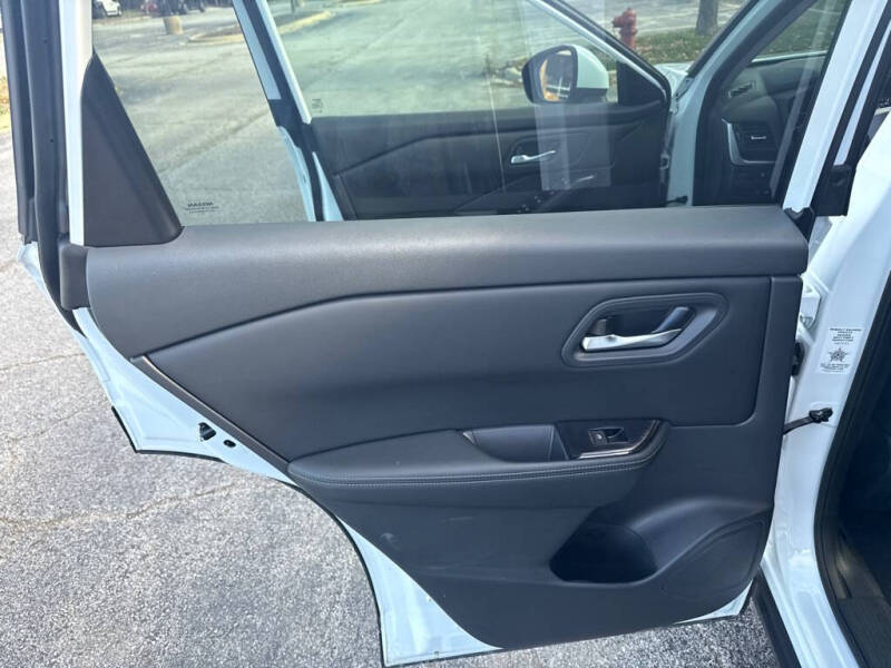 2025 Nissan Rogue SV