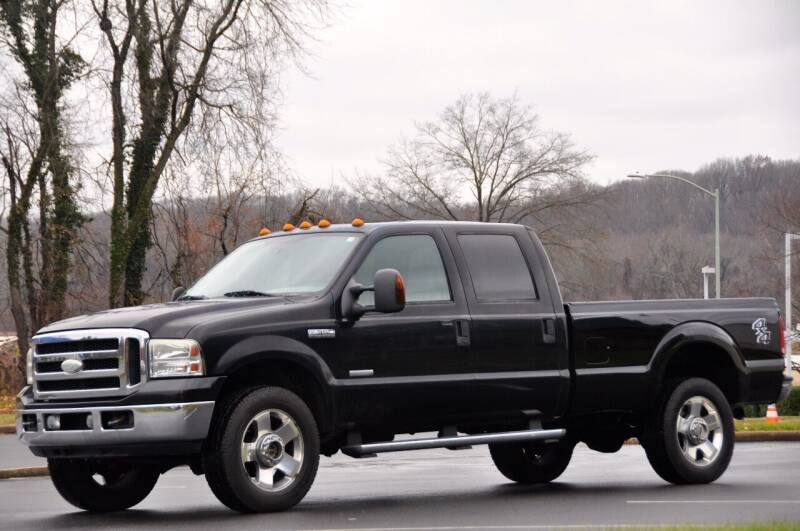 2006 Ford F-350 Super Duty for sale at T CAR CARE INC in Philadelphia PA