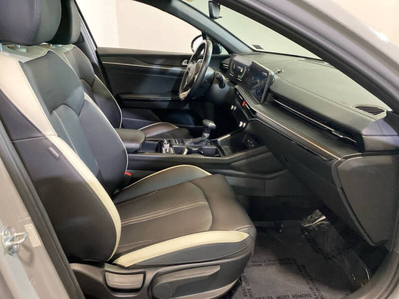 2025 Kia K5