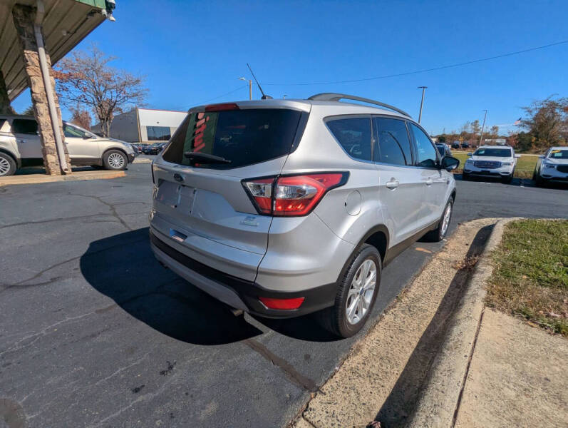 2018 Ford Escape SE
