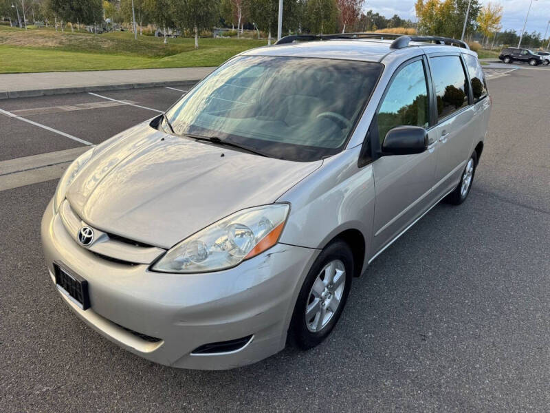 2007 Toyota Sienna CE 7-Passenger
