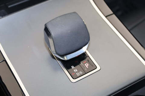 2024 Land Rover Range Rover Evoque P250 Dynamic SE
