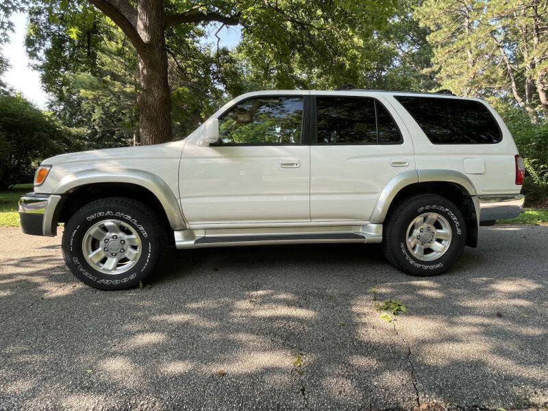 2000 Toyota 4Runner SR5