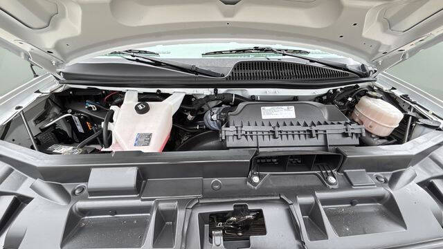 2024 GMC Savana 2500