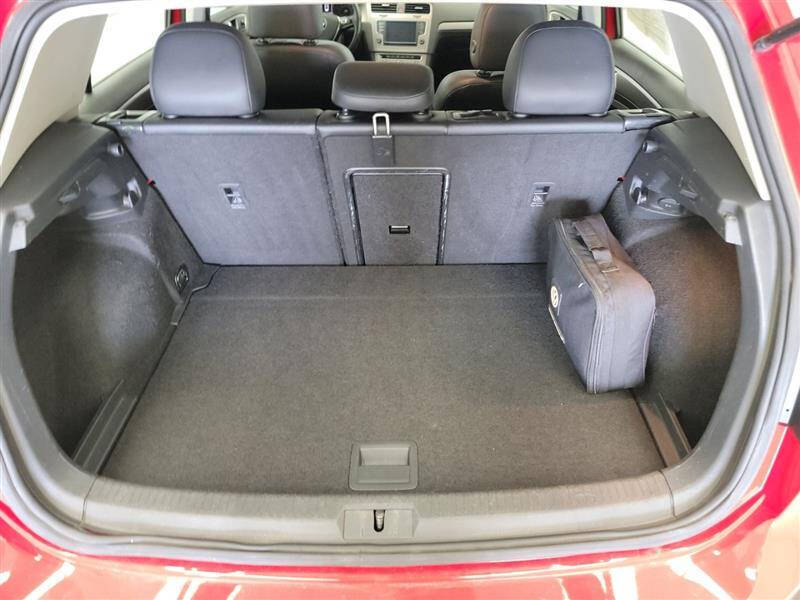 2017 Volkswagen Golf TSI S