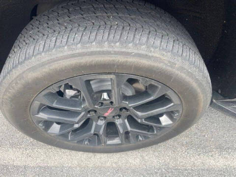2025 GMC Yukon Elevation