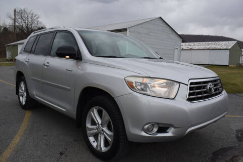 2010 Toyota Highlander for sale at CAR TRADE in Slatington PA
